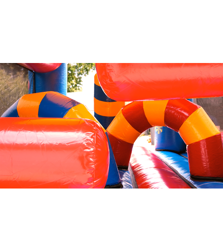 Photo #2 Aire de jeux Happy, fête d'anniversaire gonflable